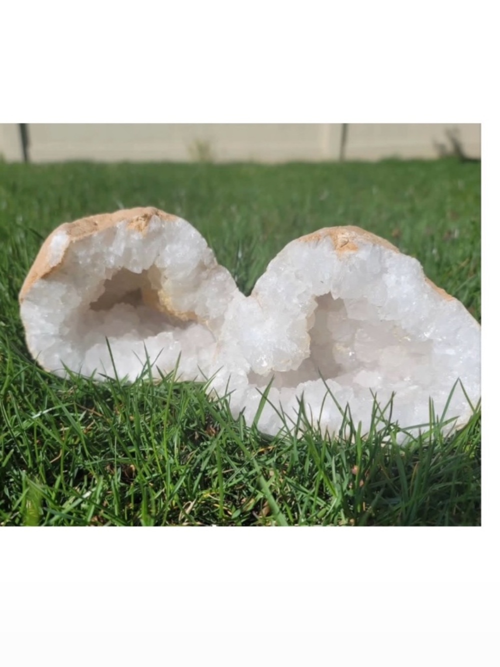 ❤️ GORGEOUS Pair of White Moroccan Crystal Geodes Home decor